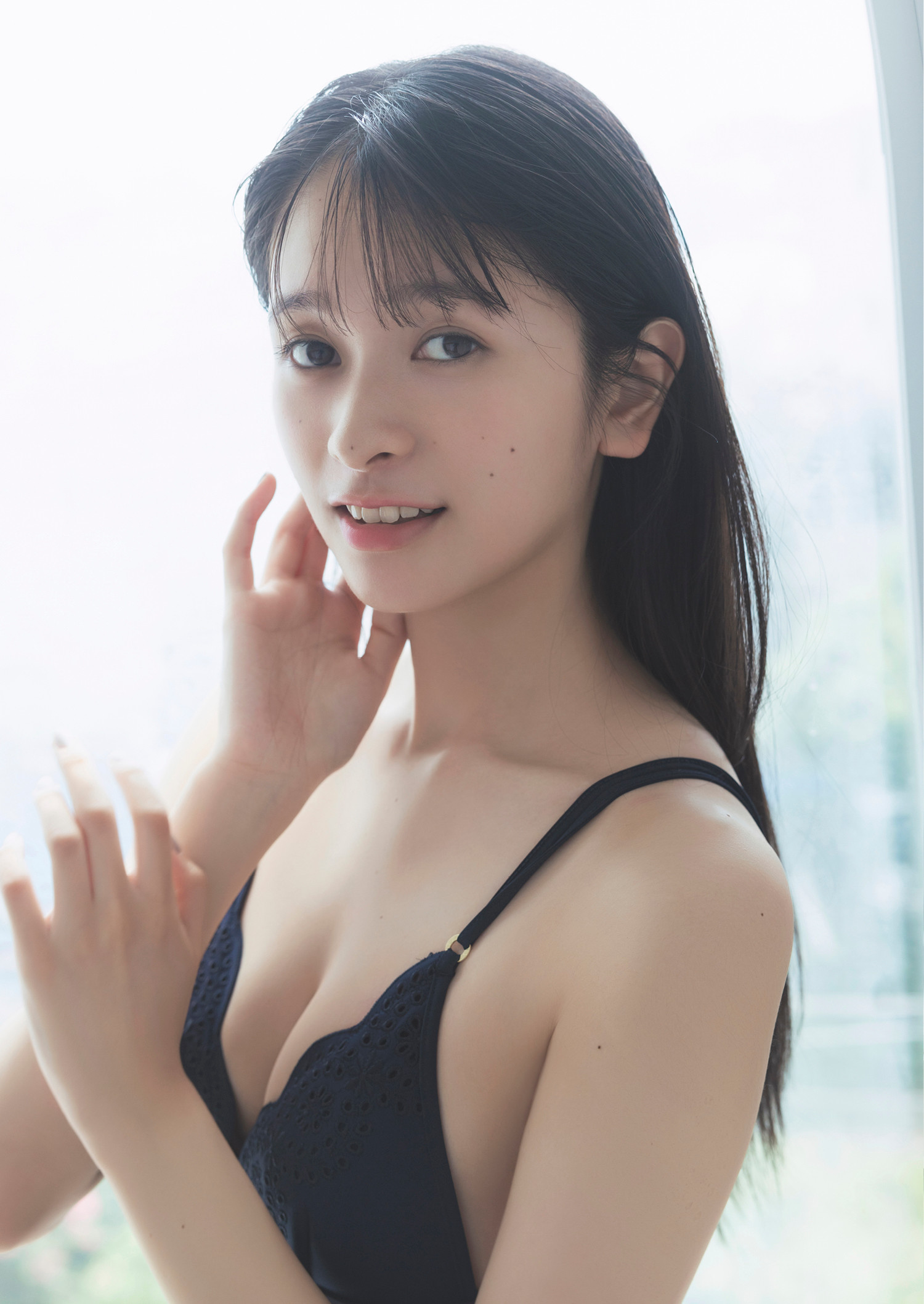 Miyu Hirooka 广冈実梦, Young Jump 2025 No.01 (ヤングジャンプ 2025年1号)