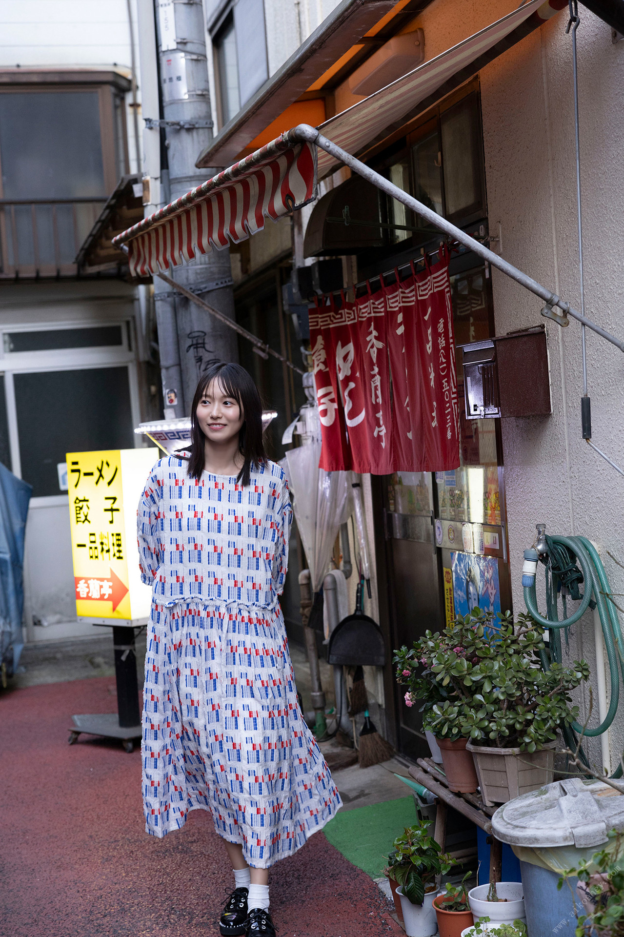 Nene Shida 志田音々, FRIDAYデジタル写真集 『ミオトナなねねまる Vol.2 100ページ超豪華版』 Set.03