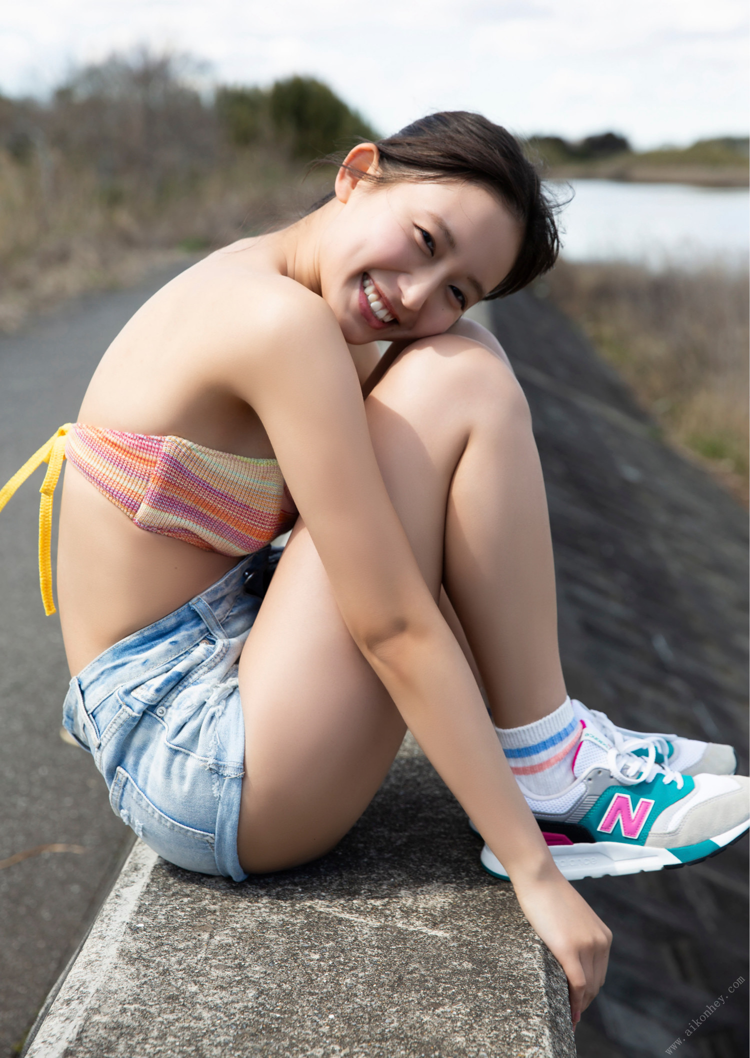 Nene Shida 志田音々, デジタル限定 YJ Photo Book 「ねねとまるまる。」 Set.01