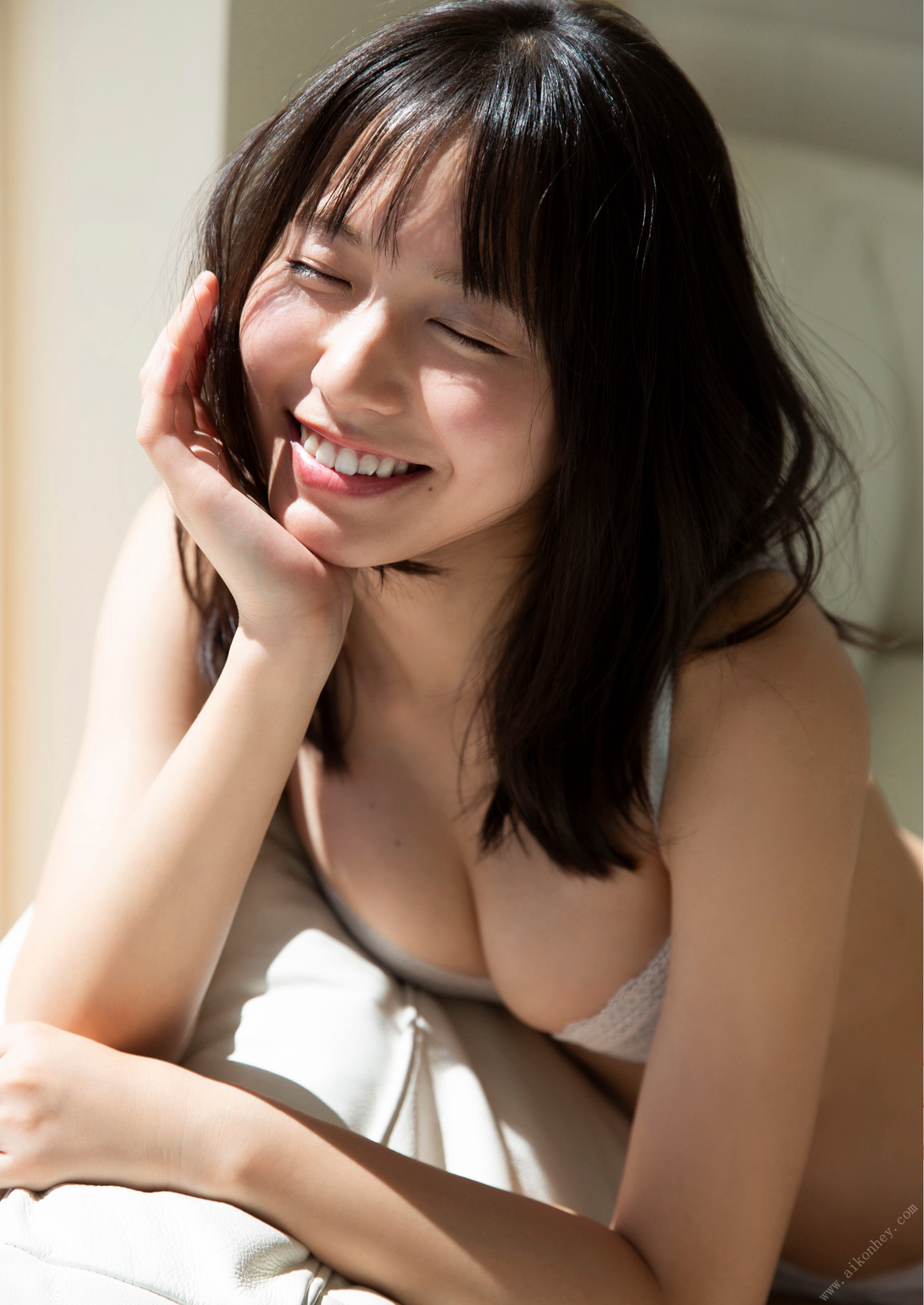 Nene Shida 志田音々, デジタル限定 YJ Photo Book 「ねねとまるまる。」 Set.02