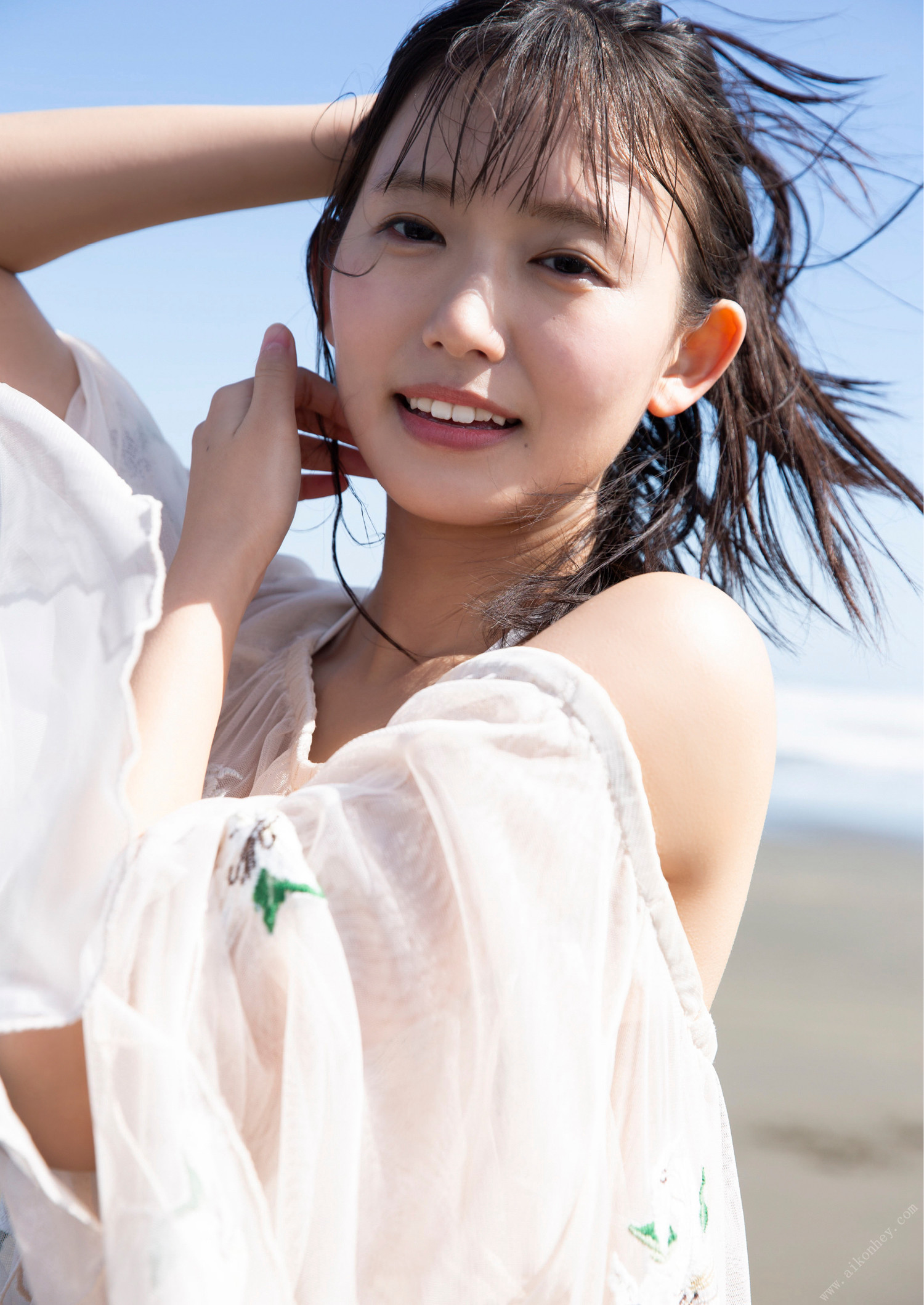 Nene Shida 志田音々, デジタル限定 YJ Photo Book 「ねねとまるまる。」 Set.02