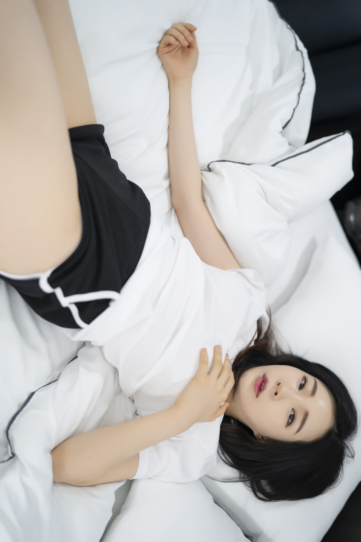 SUA 지수아, Photobook Leak Set.03