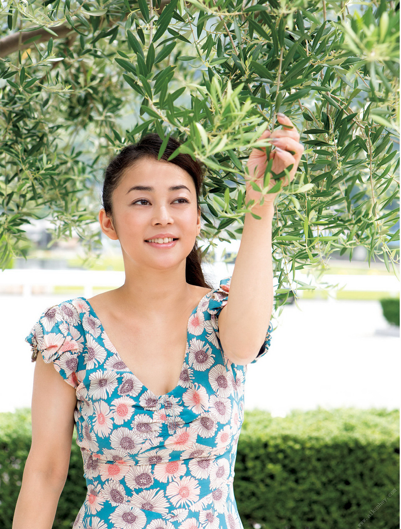 Tomoko Nakajima 中島知子, 写真集 「幕間 MAKUAI」 Set.02