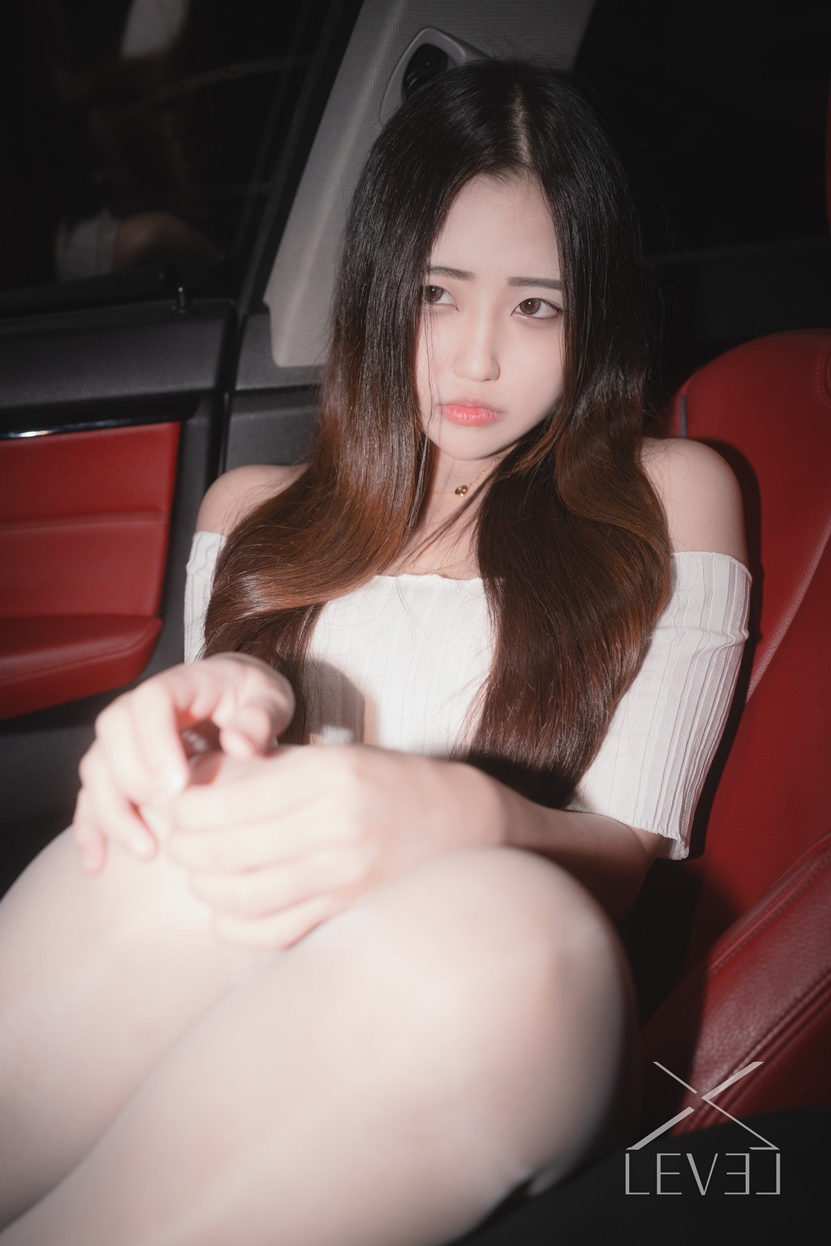 Yuna 유나, X-Level Photobook ‘Car Player’ Set.01