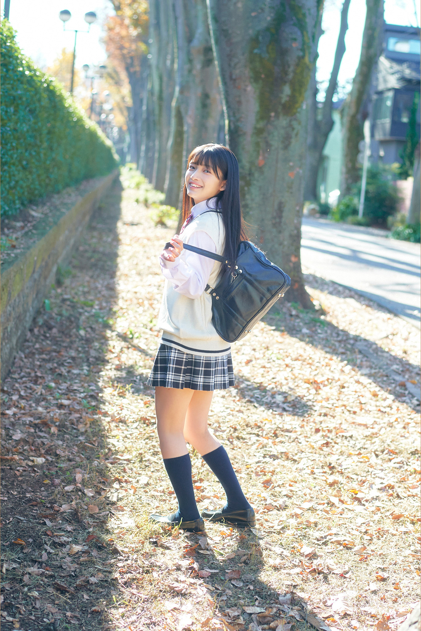 Airi Hiruta 蛭田愛梨, ヤンマガWeb グラビアちゃんはバズりたい