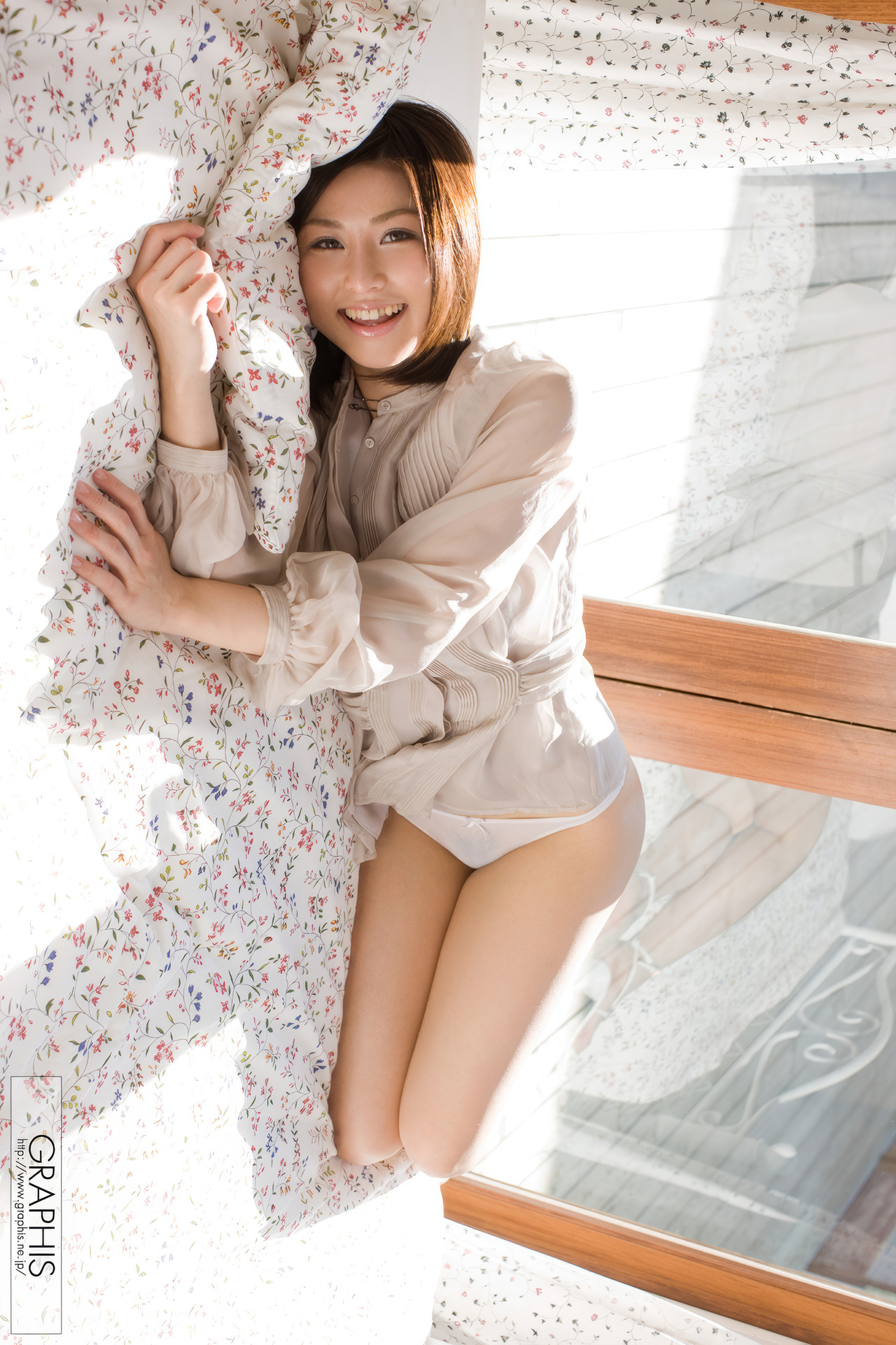 Akari Asahina 朝日奈あかり, Graphis Calendar 2009.12