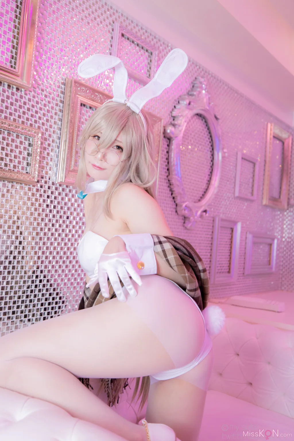 Coser@Atsuki (あつき)_ Bunny Solutions!