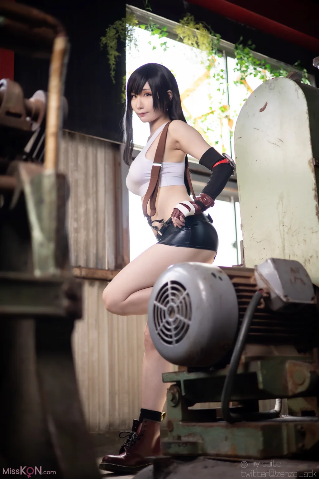 Coser@Atsuki (あつき)_ Suite Heaven (Final Fantasy VII)