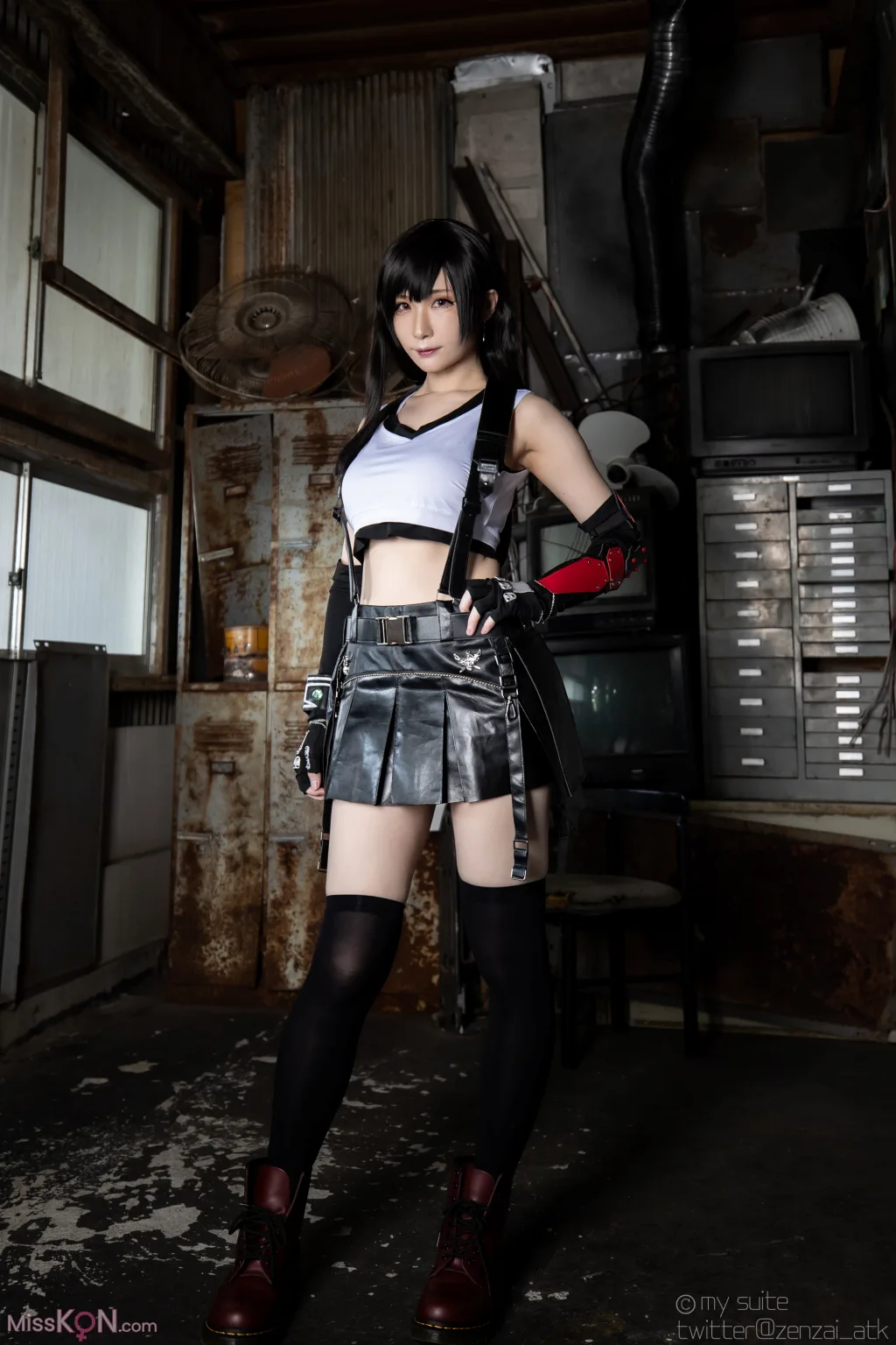 Coser@Atsuki (あつき)_ Suite Heaven (Final Fantasy VII)