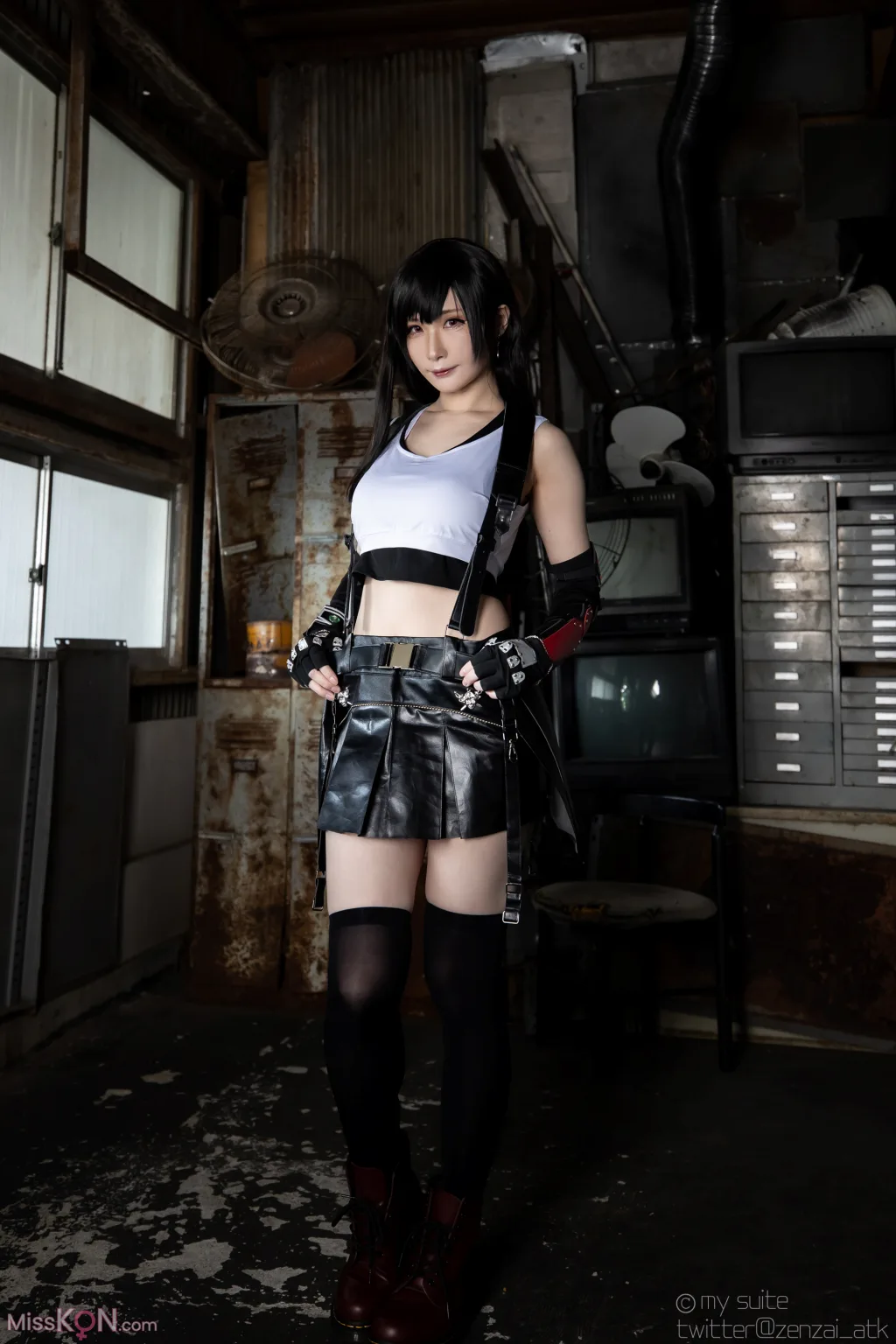 Coser@Atsuki (あつき)_ Suite Heaven (Final Fantasy VII)