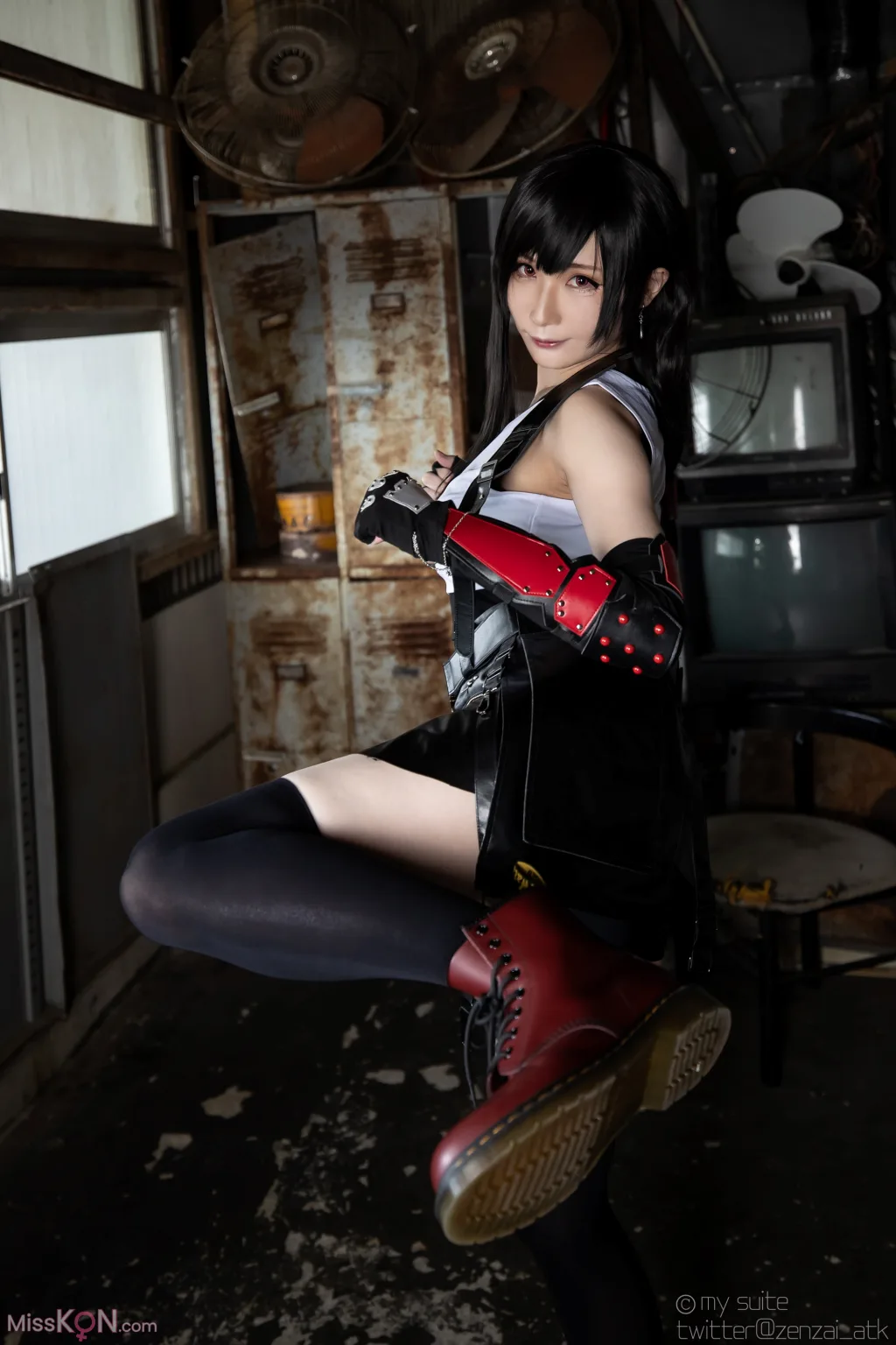 Coser@Atsuki (あつき)_ Suite Heaven (Final Fantasy VII)