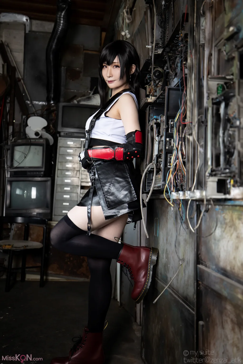 Coser@Atsuki (あつき)_ Suite Heaven (Final Fantasy VII)