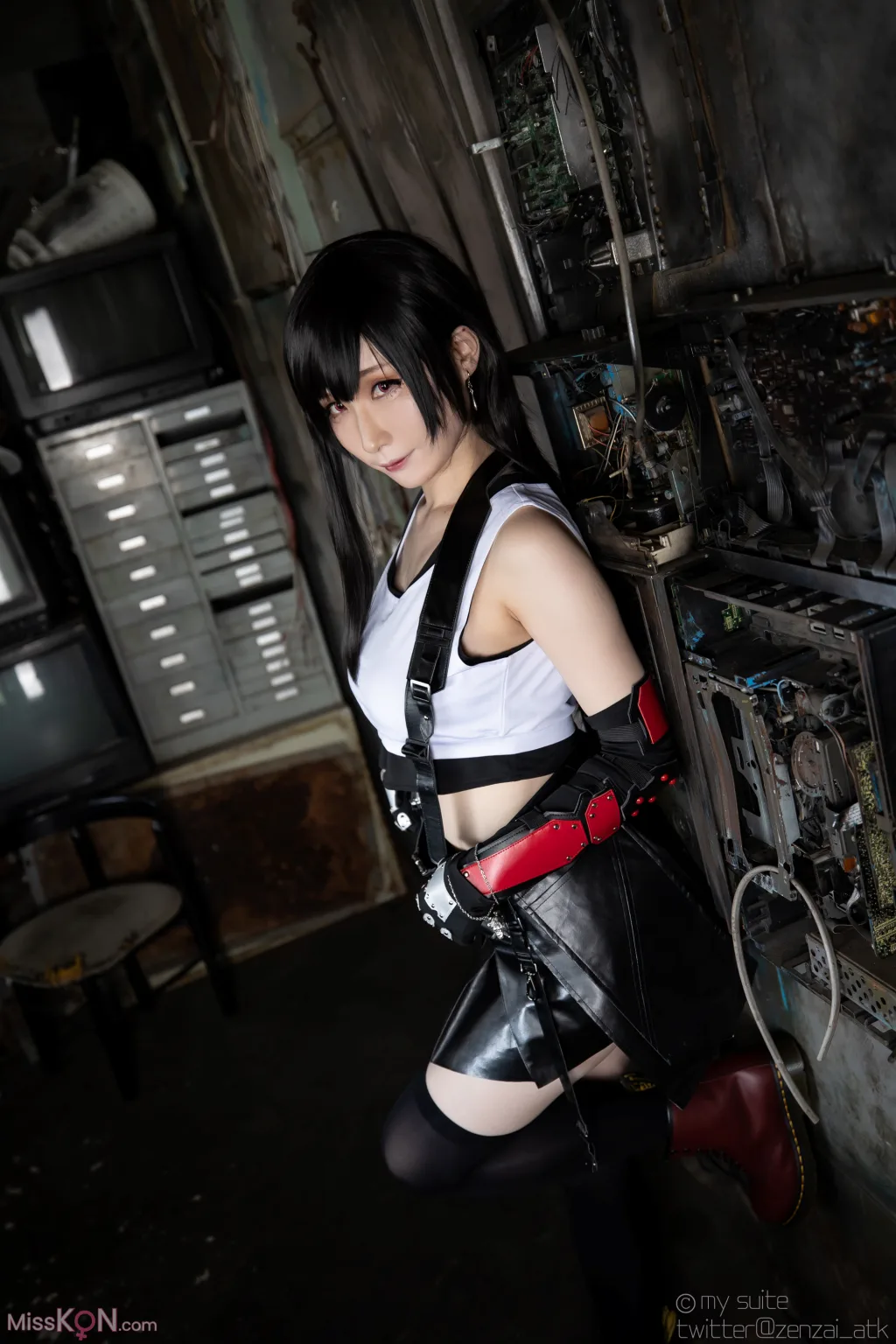 Coser@Atsuki (あつき)_ Suite Heaven (Final Fantasy VII)