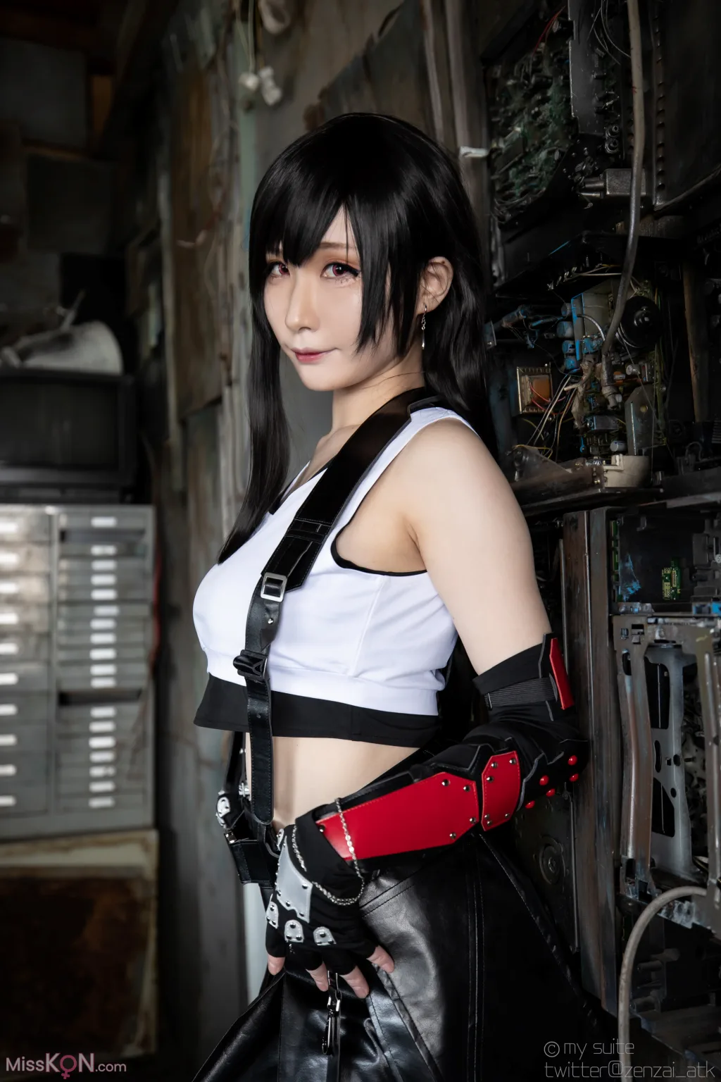 Coser@Atsuki (あつき)_ Suite Heaven (Final Fantasy VII)