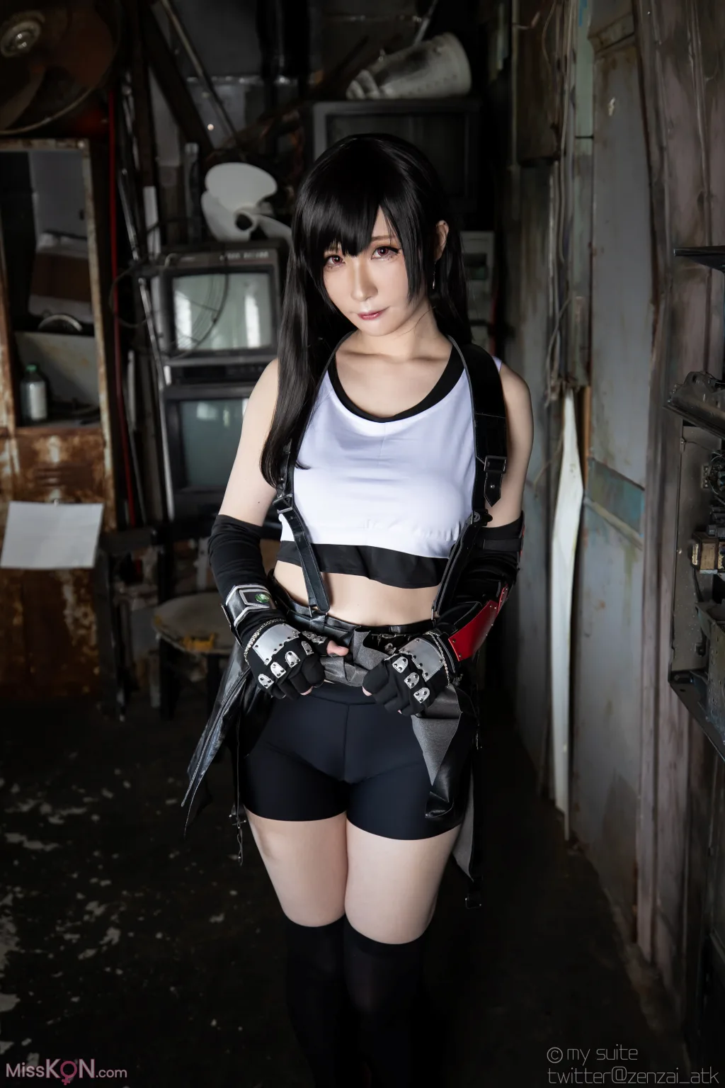 Coser@Atsuki (あつき)_ Suite Heaven (Final Fantasy VII)