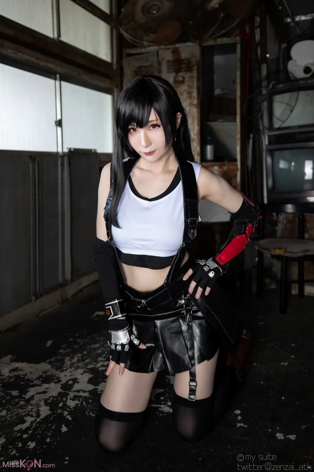 Coser@Atsuki (あつき)_ Suite Heaven (Final Fantasy VII)