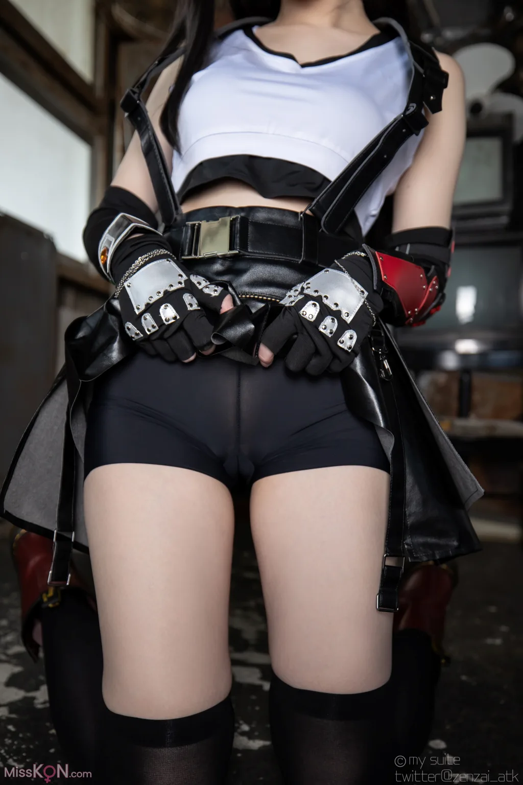 Coser@Atsuki (あつき)_ Suite Heaven (Final Fantasy VII)