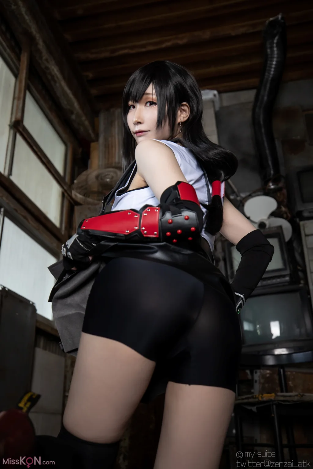 Coser@Atsuki (あつき)_ Suite Heaven (Final Fantasy VII)