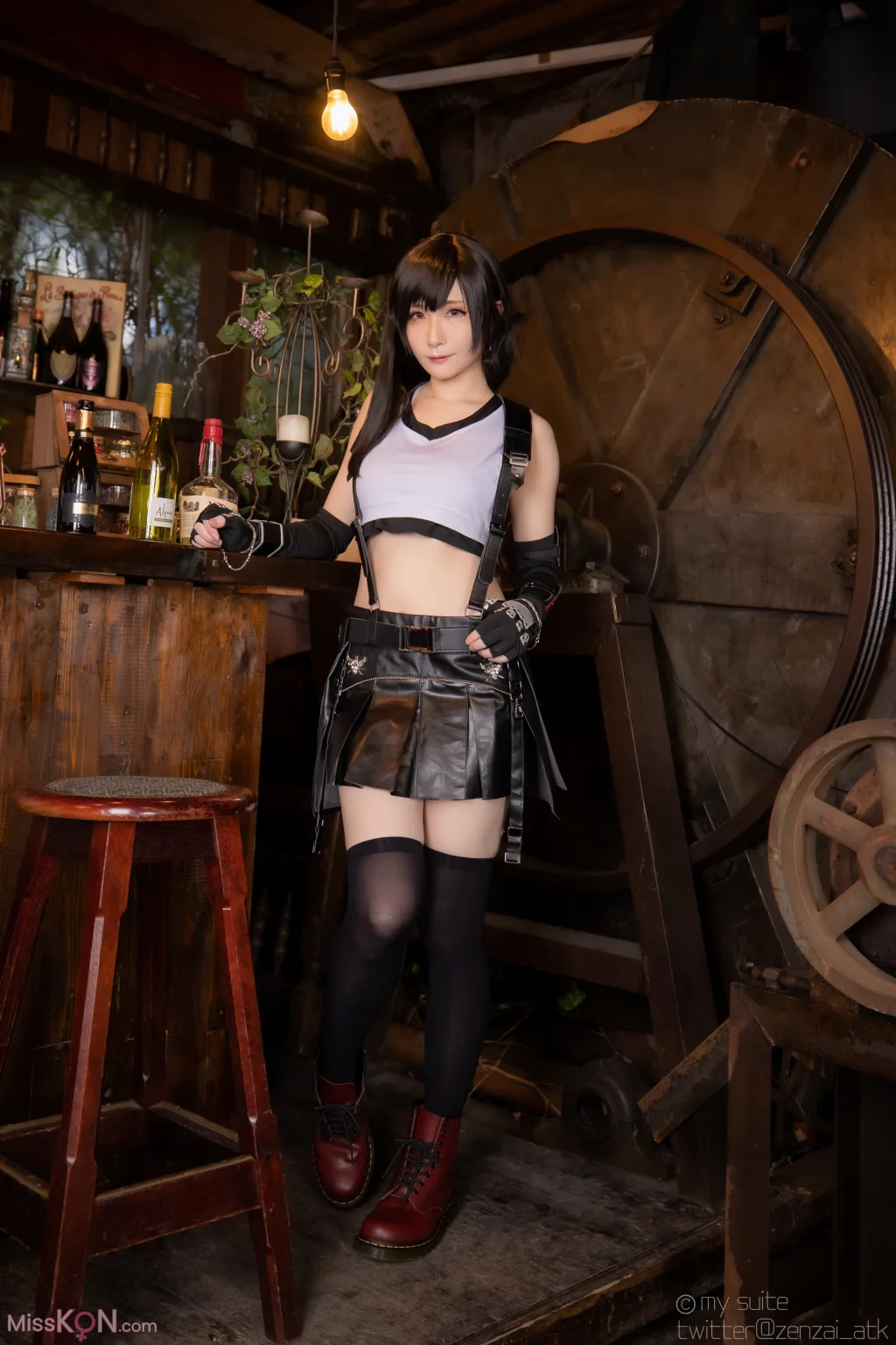 Coser@Atsuki (あつき)_ Suite Heaven (Final Fantasy VII)