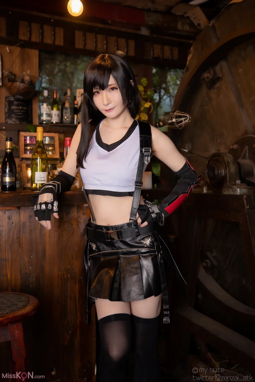 Coser@Atsuki (あつき)_ Suite Heaven (Final Fantasy VII)