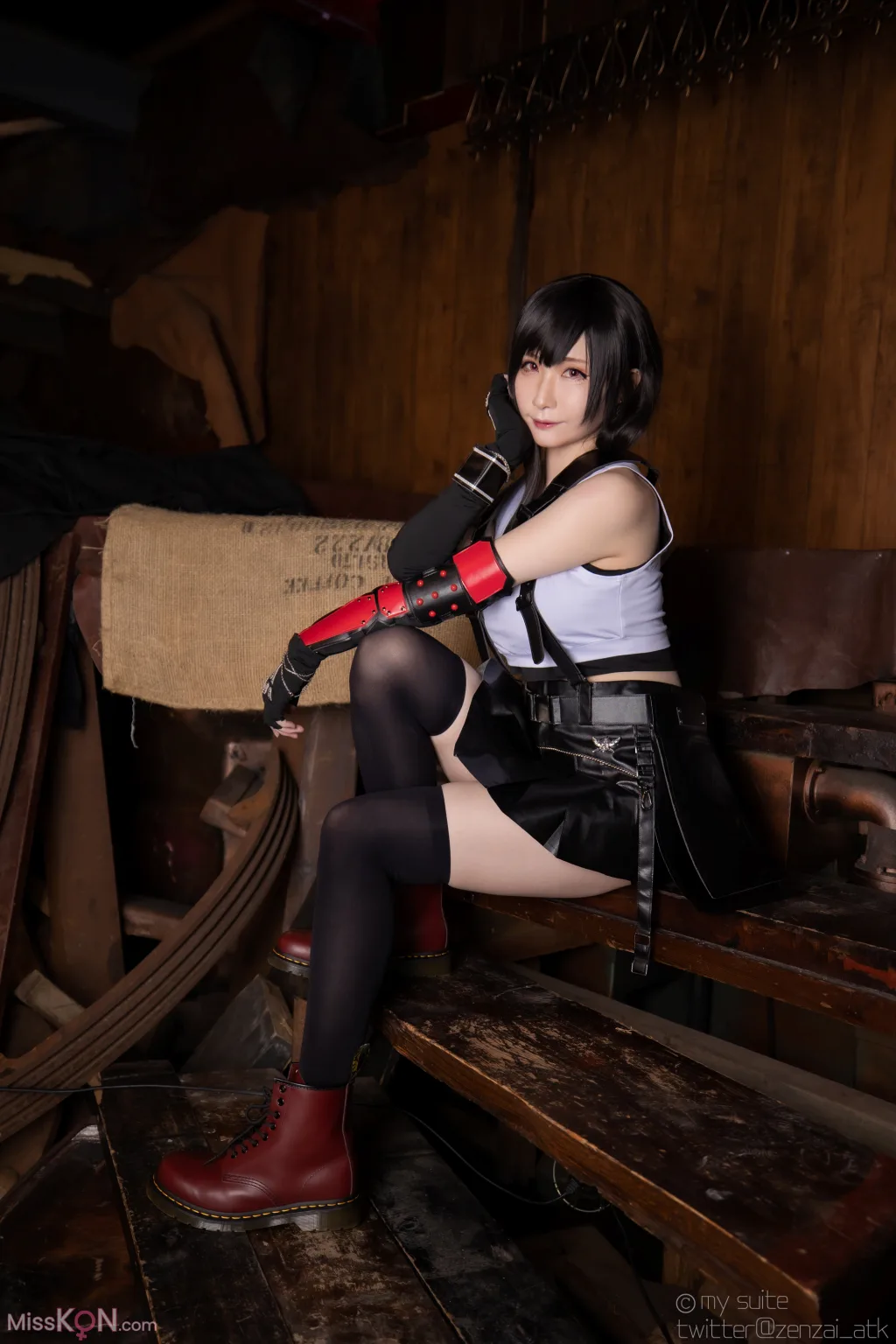 Coser@Atsuki (あつき)_ Suite Heaven (Final Fantasy VII)