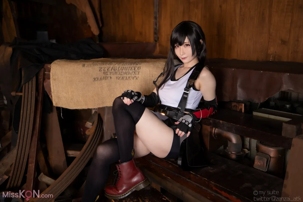 Coser@Atsuki (あつき)_ Suite Heaven (Final Fantasy VII)