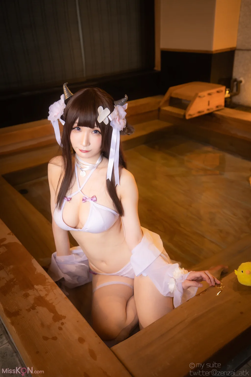 Coser@Atsuki (あつき)_ Suite Lane 21 スイートレーン21 (Azur Lane)