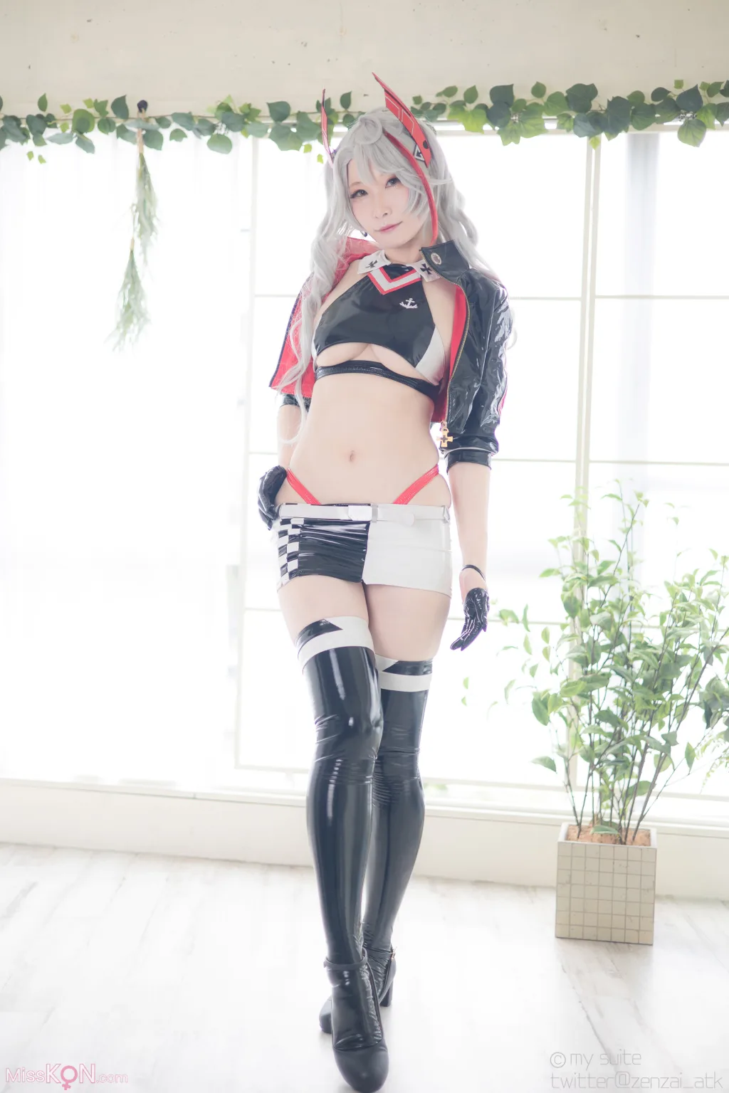 Coser@Atsuki (あつき)_ Suite Lane 22 スイートレーン22 (Azur Lane)