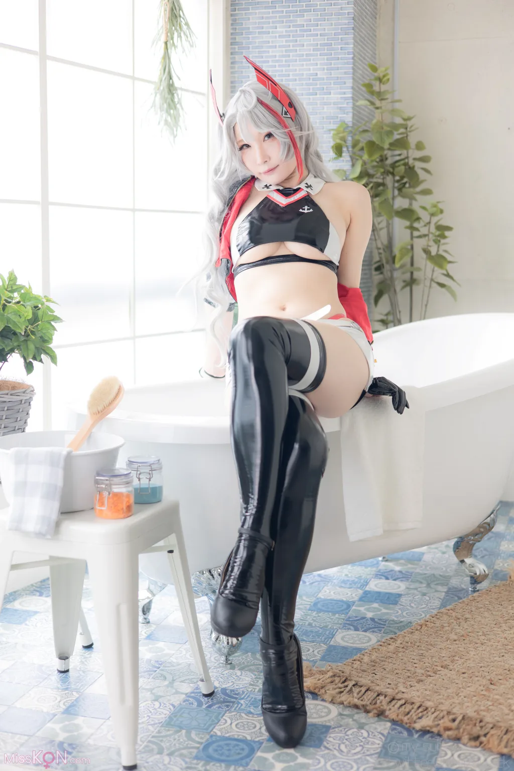 Coser@Atsuki (あつき)_ Suite Lane 22 スイートレーン22 (Azur Lane)