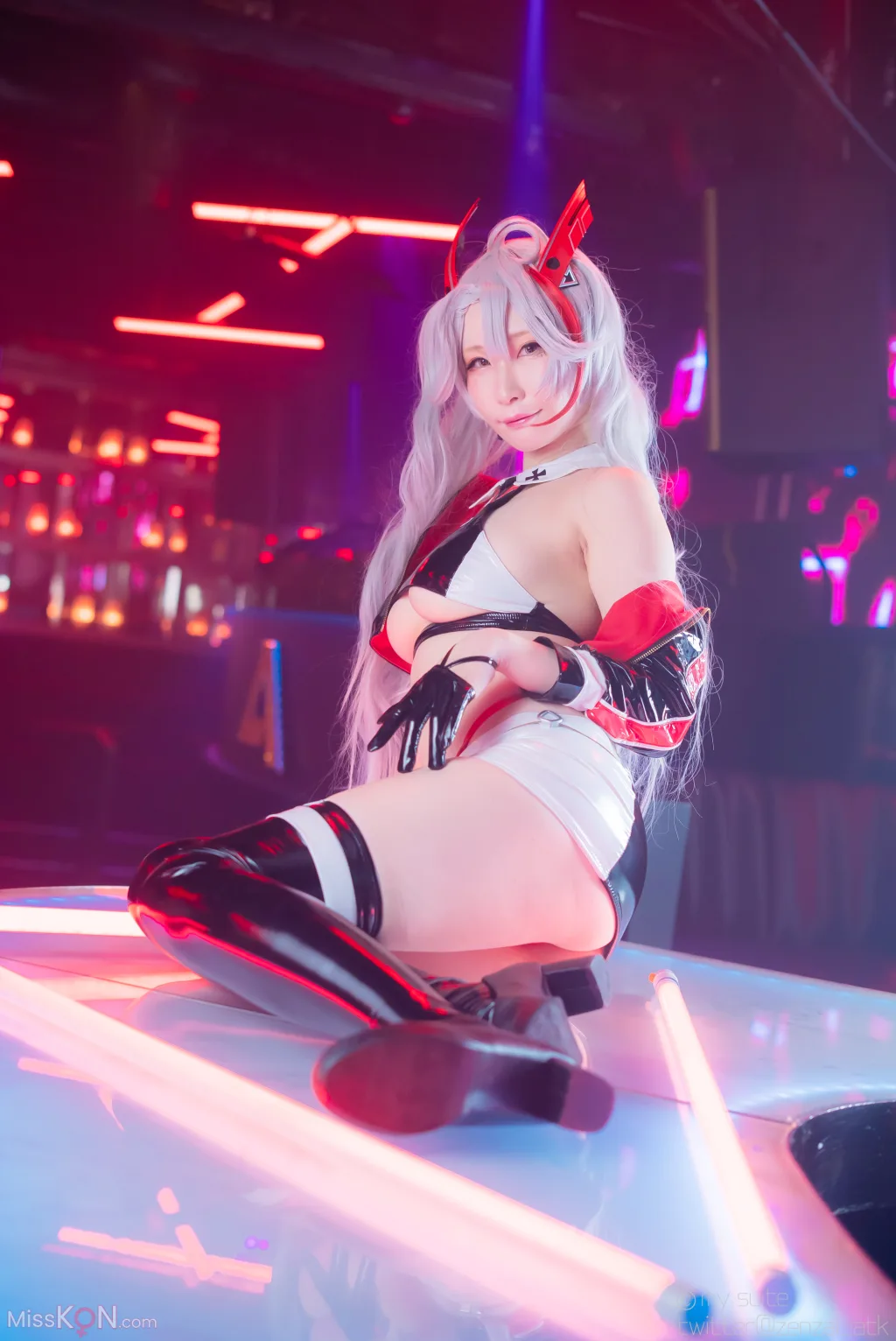 Coser@Atsuki (あつき)_ Suite Lane 22 スイートレーン22 (Azur Lane)