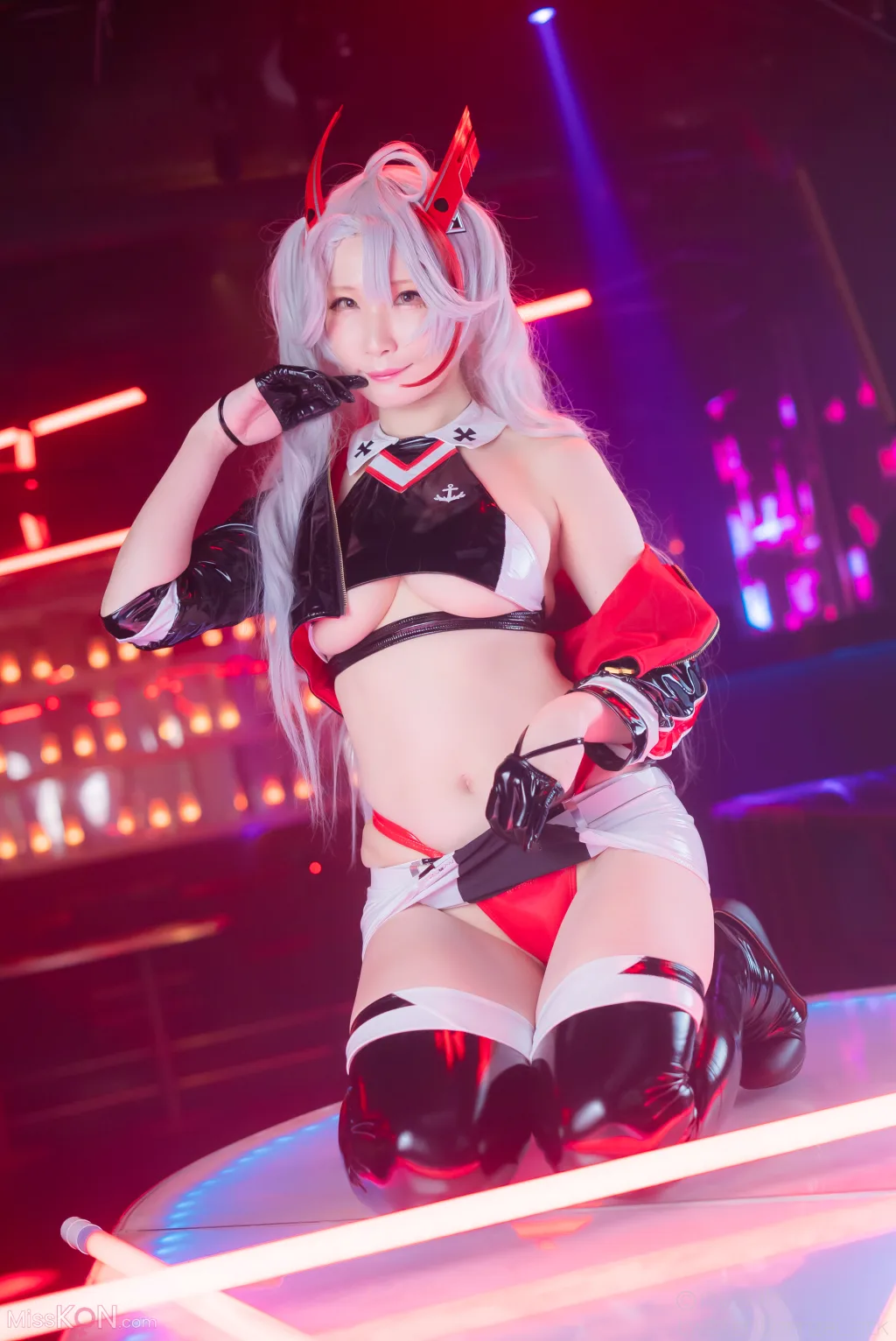 Coser@Atsuki (あつき)_ Suite Lane 22 スイートレーン22 (Azur Lane)