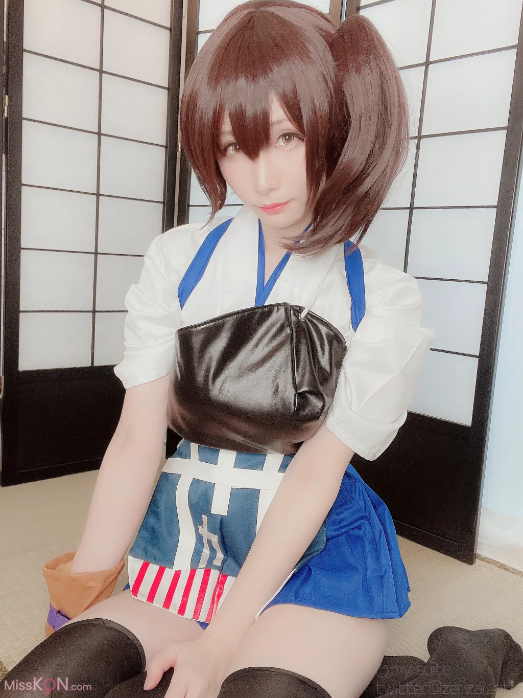 Coser@Atsuki (あつき)_ Ura Dirt Girls Kaga-san 裏垢女子 加賀さん