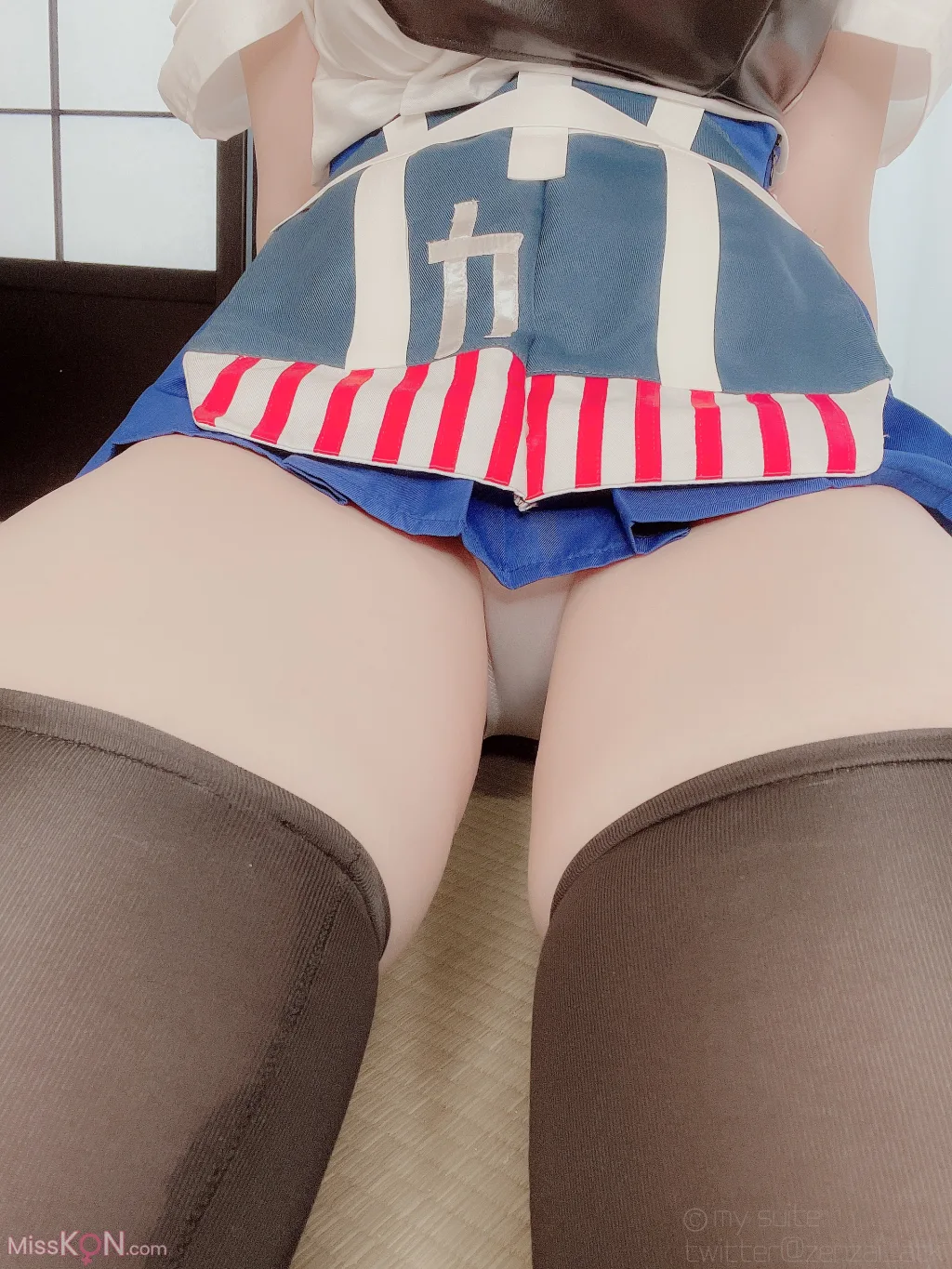 Coser@Atsuki (あつき)_ Ura Dirt Girls Kaga-san 裏垢女子 加賀さん