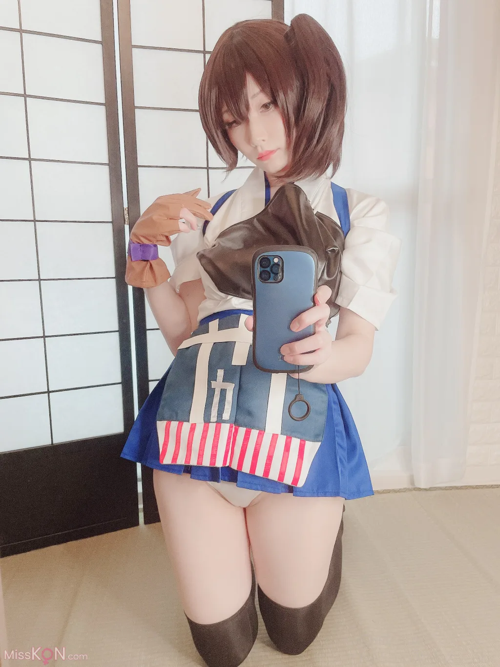 Coser@Atsuki (あつき)_ Ura Dirt Girls Kaga-san 裏垢女子 加賀さん