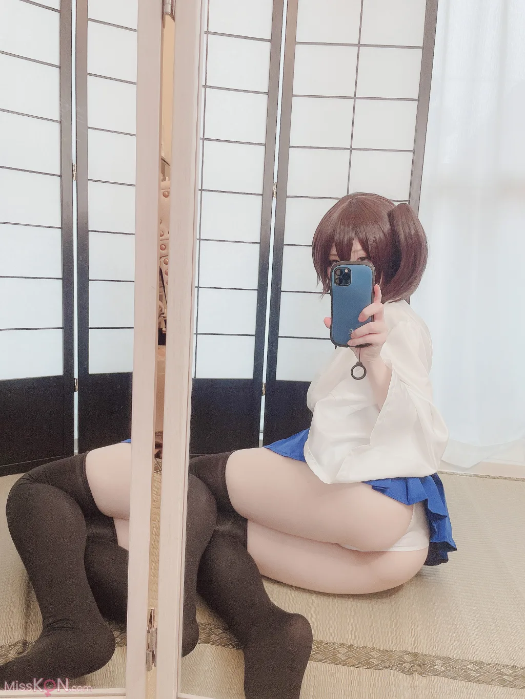 Coser@Atsuki (あつき)_ Ura Dirt Girls Kaga-san 裏垢女子 加賀さん