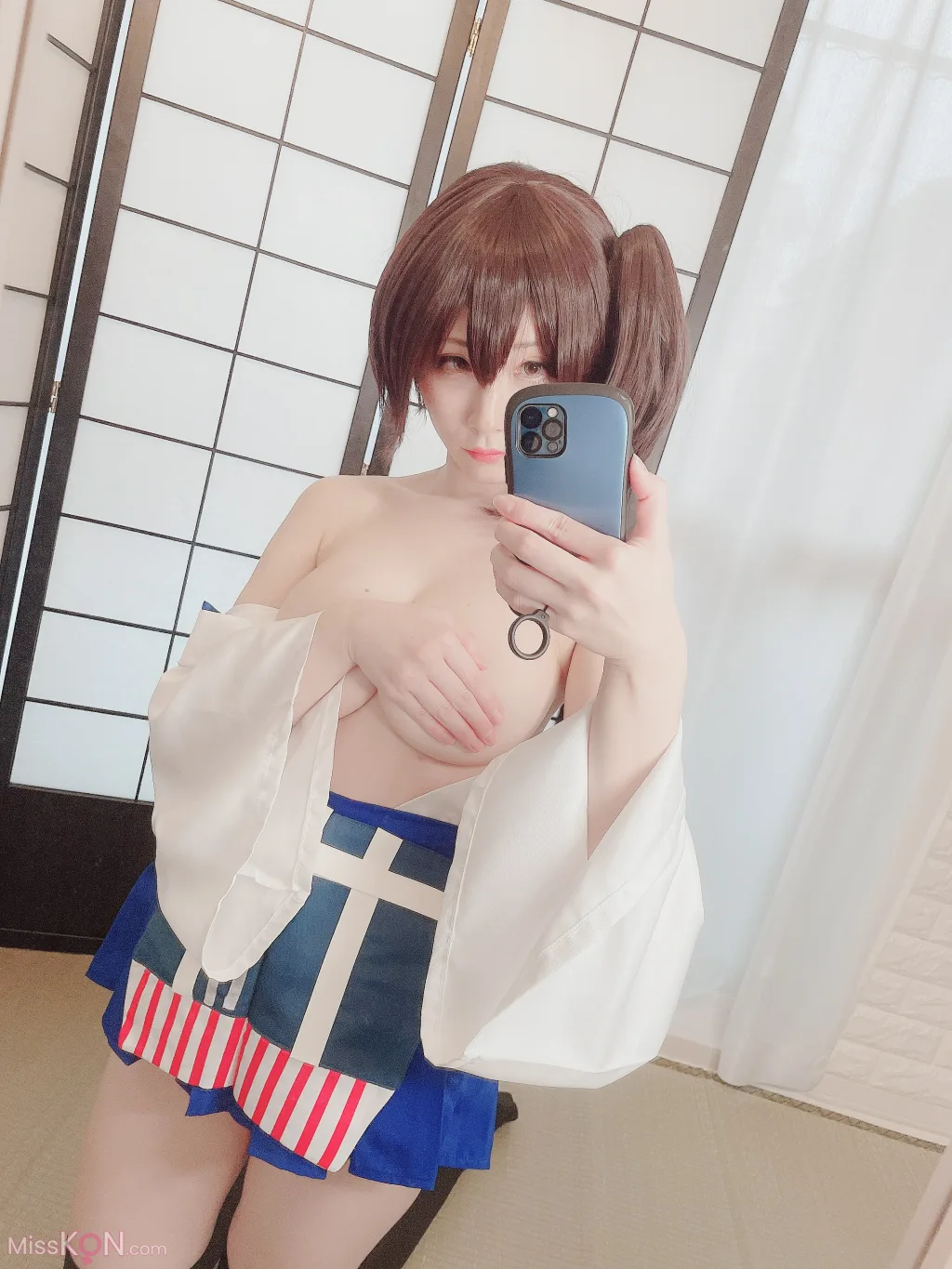 Coser@Atsuki (あつき)_ Ura Dirt Girls Kaga-san 裏垢女子 加賀さん