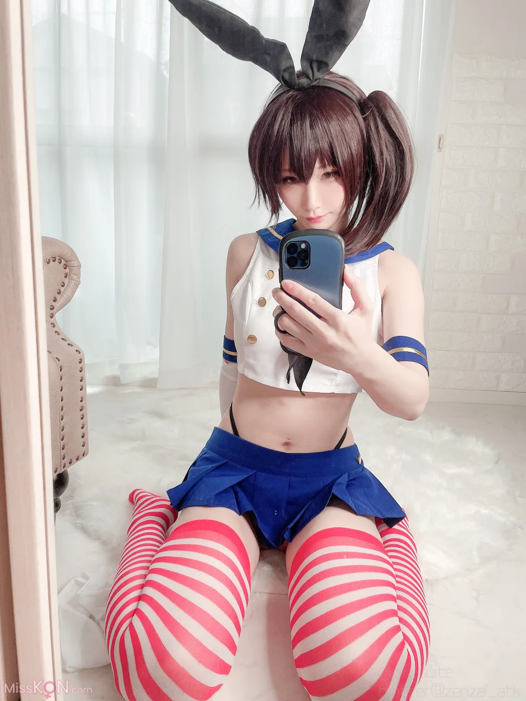 Coser@Atsuki (あつき)_ Ura Dirt Girls Kaga-san 裏垢女子 加賀さん