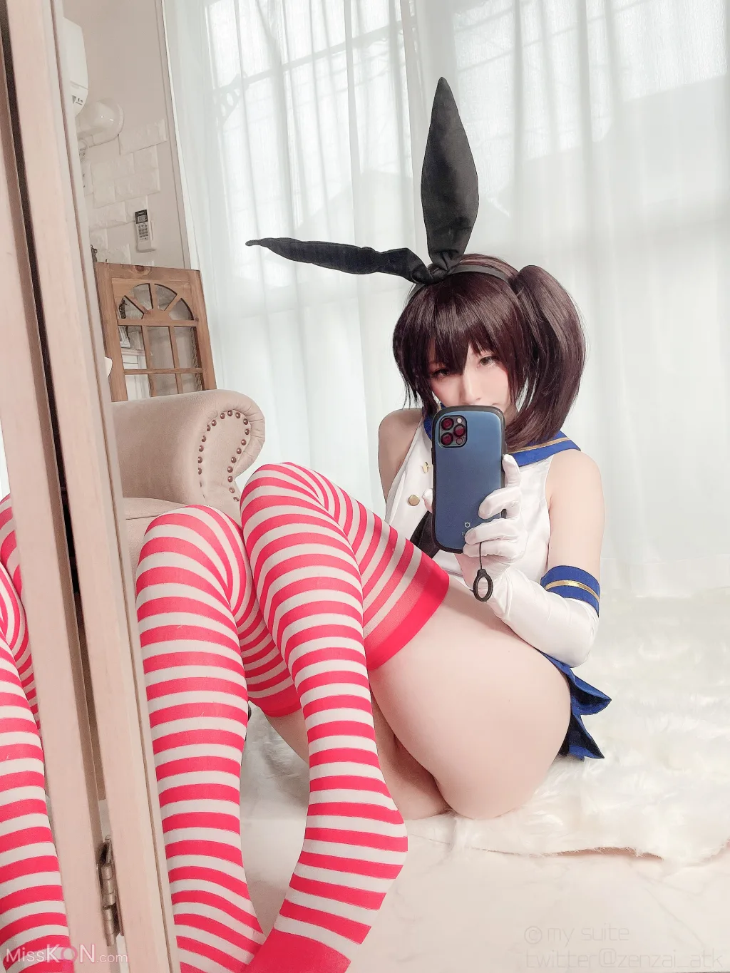 Coser@Atsuki (あつき)_ Ura Dirt Girls Kaga-san 裏垢女子 加賀さん