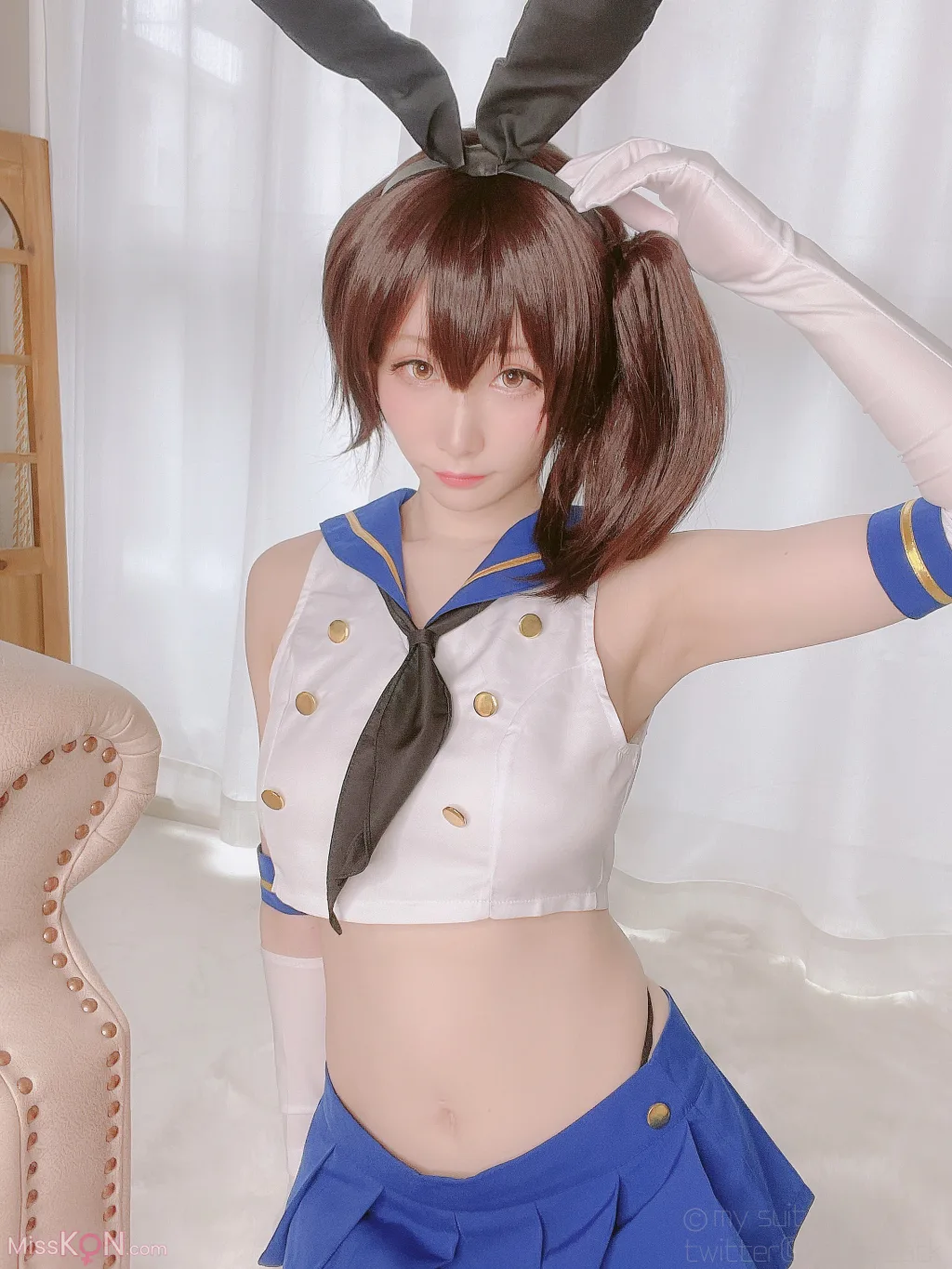 Coser@Atsuki (あつき)_ Ura Dirt Girls Kaga-san 裏垢女子 加賀さん