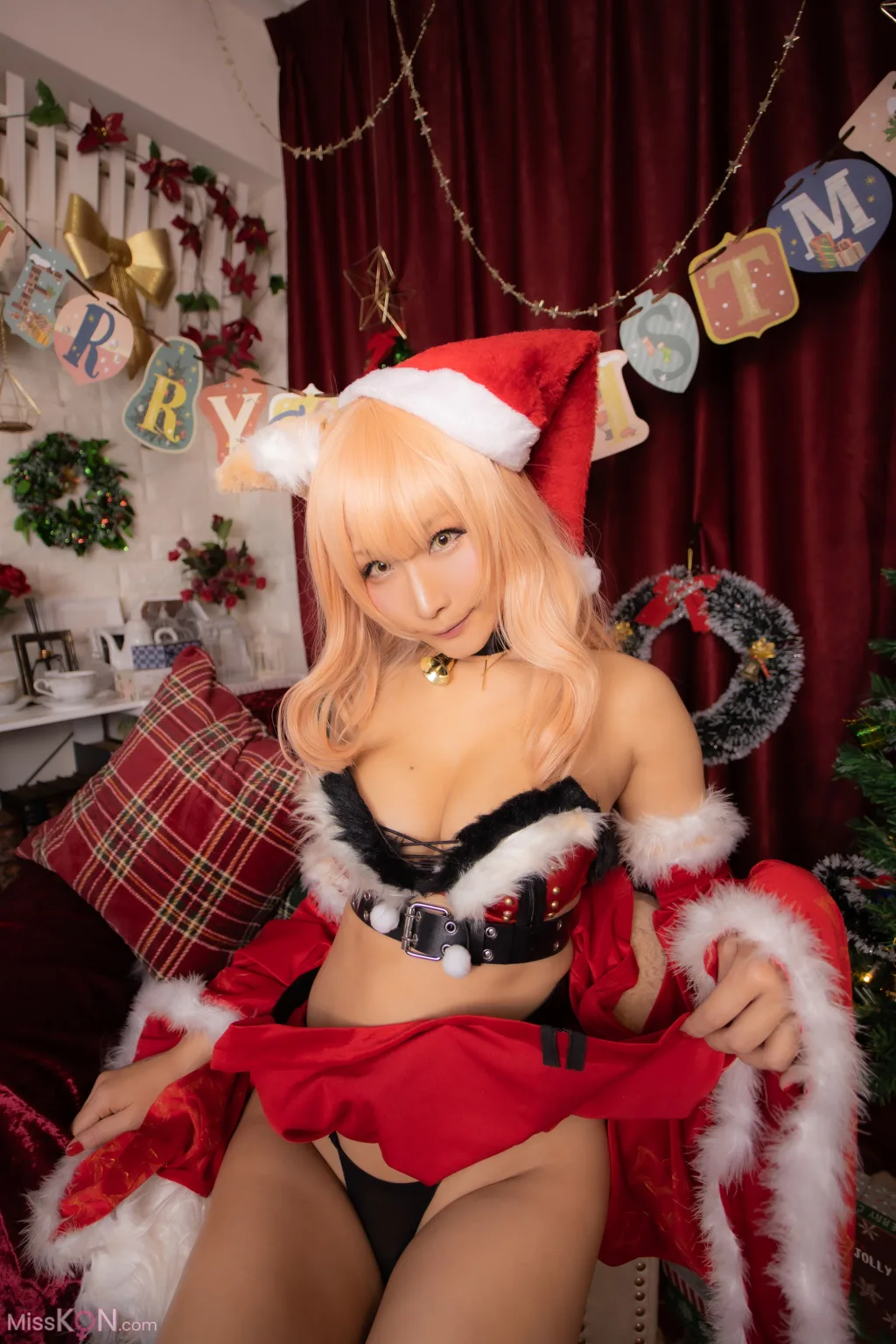 Coser@Atsuki (あつき)_ Winter Omake – Santa