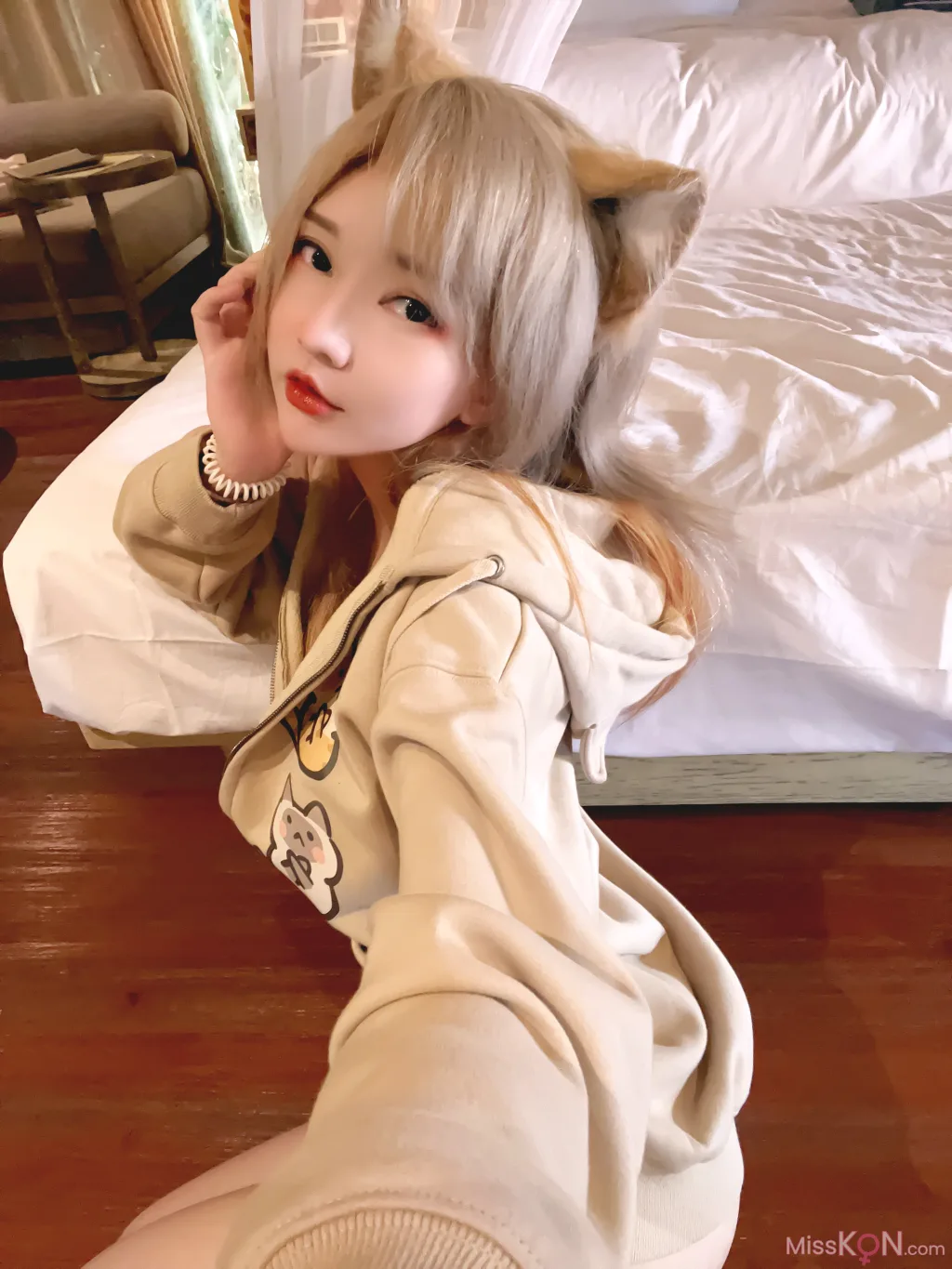 Coser@Potato Godzilla_ Casual Blonde Neko Chan M4sturbation NSFW