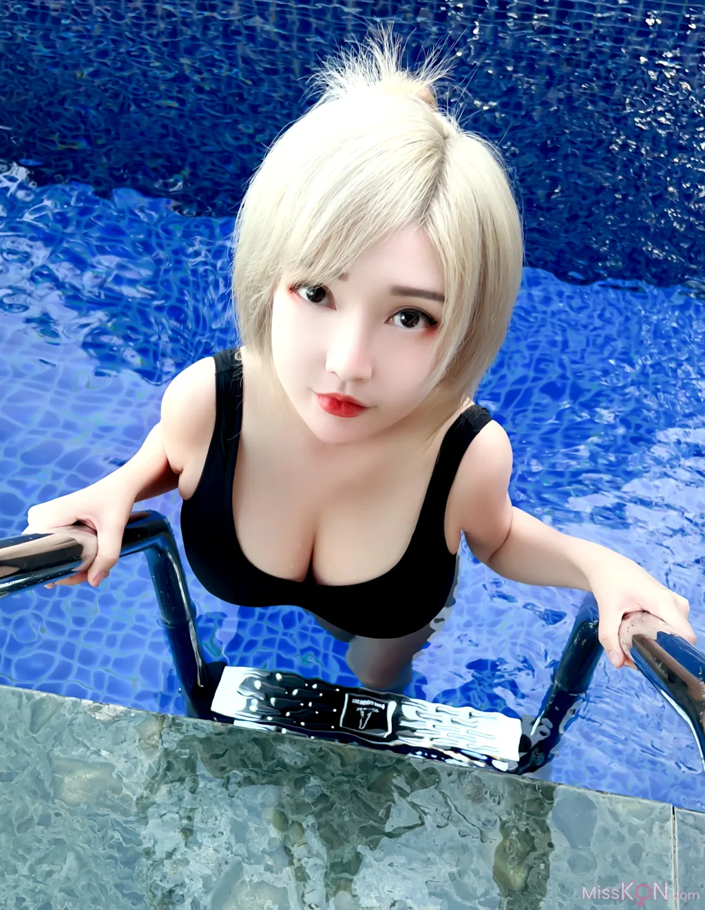 Coser@Potato Godzilla_ Casual First Time Skinny Dip NSFW