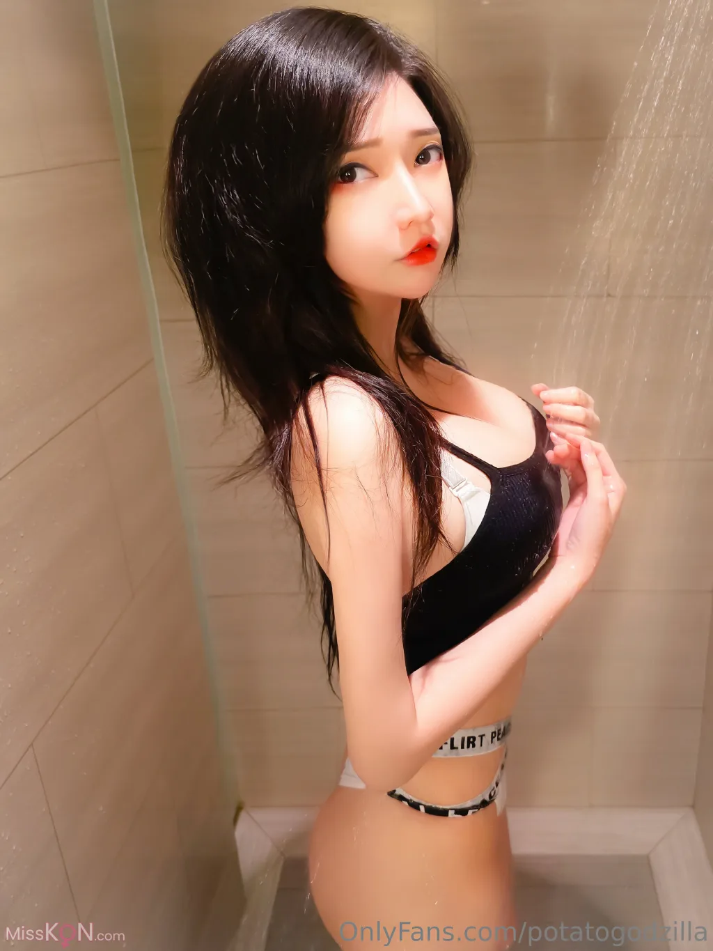 Coser@Potato Godzilla_ Horny Shower