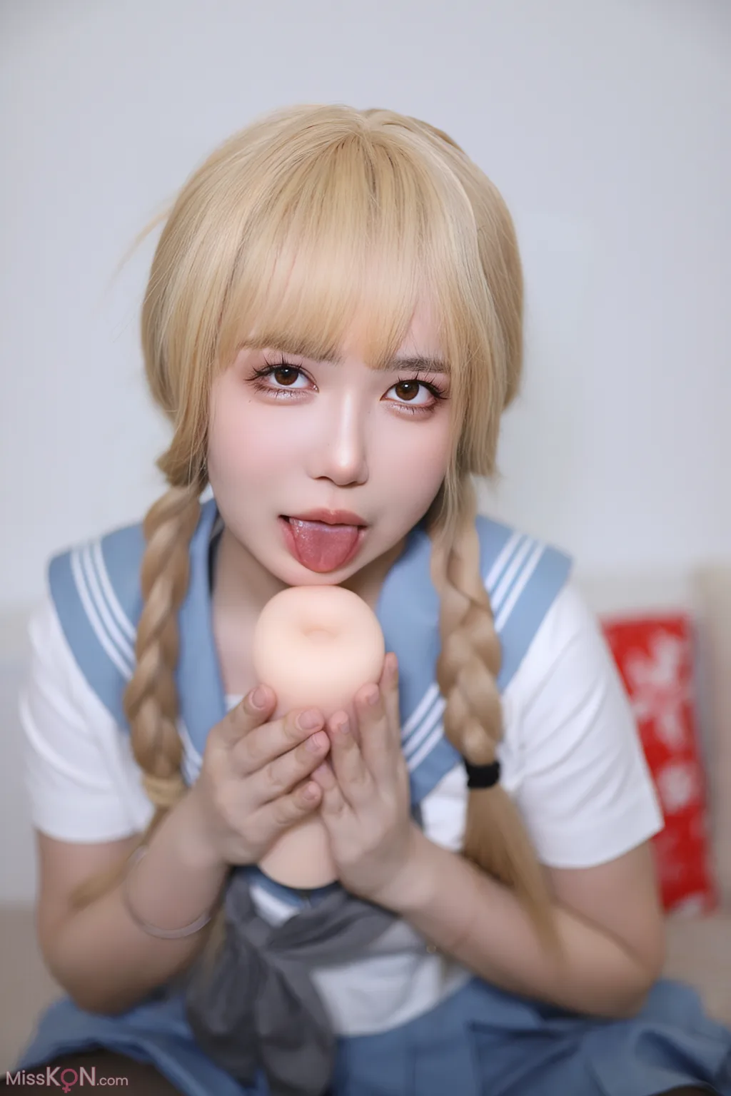 Coser@Tina很妖孽呀_ 妹妹在家的秘密