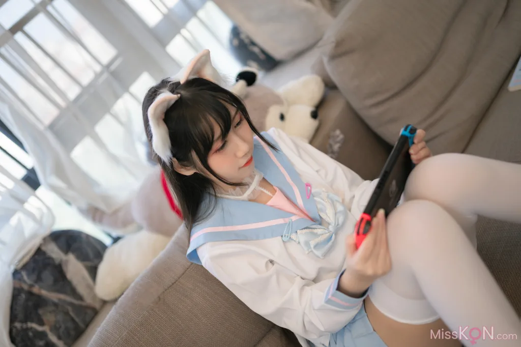 Coser@不呆猫_ 白色兔子JK