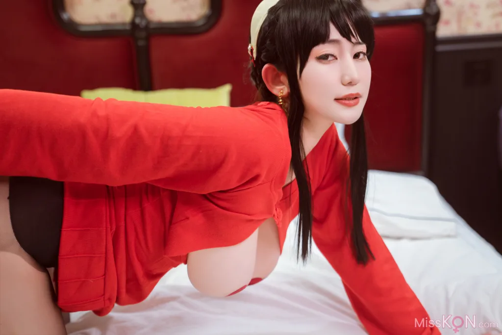 Coser@星澜是澜澜叫澜妹呀_ 约尔红毛衣