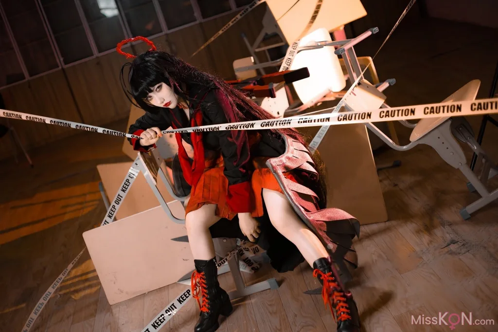 Coser@是一只熊仔吗_ 碧蓝档案 鹤城