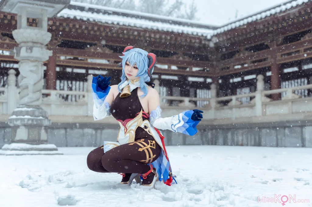 Coser@虎森森_ 原神 甘雨 雪景