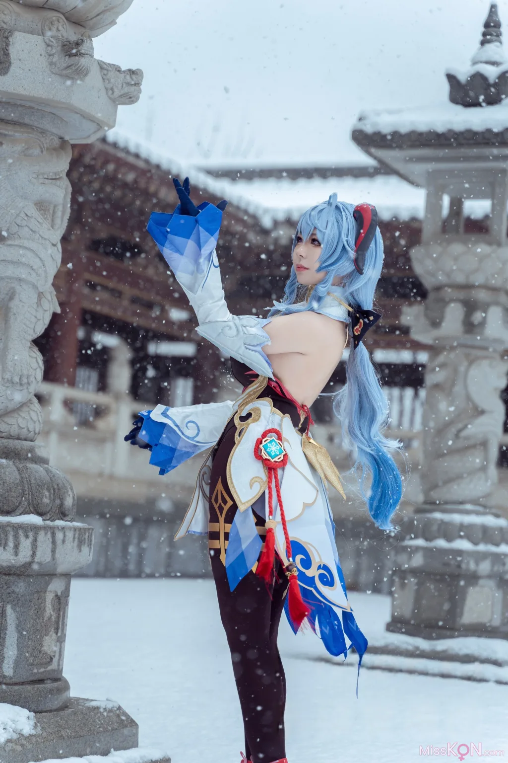 Coser@虎森森_ 原神 甘雨 雪景