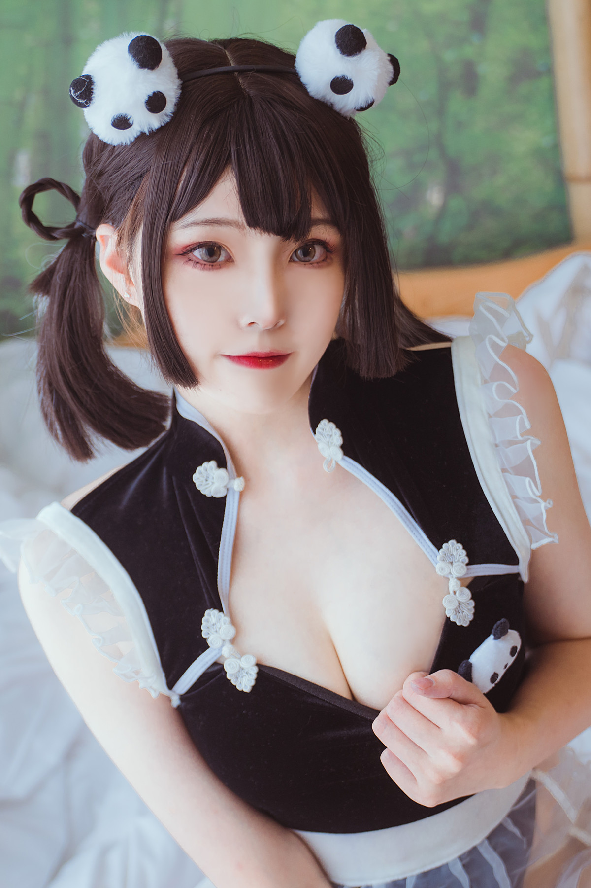 Cosplay Natsuko夏夏子 熊猫女仆